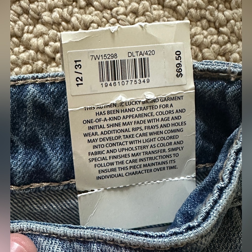 Lucky Brand High Rise Bermuda Shorts - Picture 9 of 12